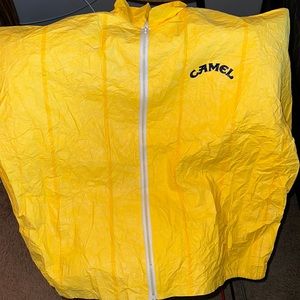 Never Worn Vintage (1992) Camel XL Zip-up lightweight windbreaker/Rain jacket